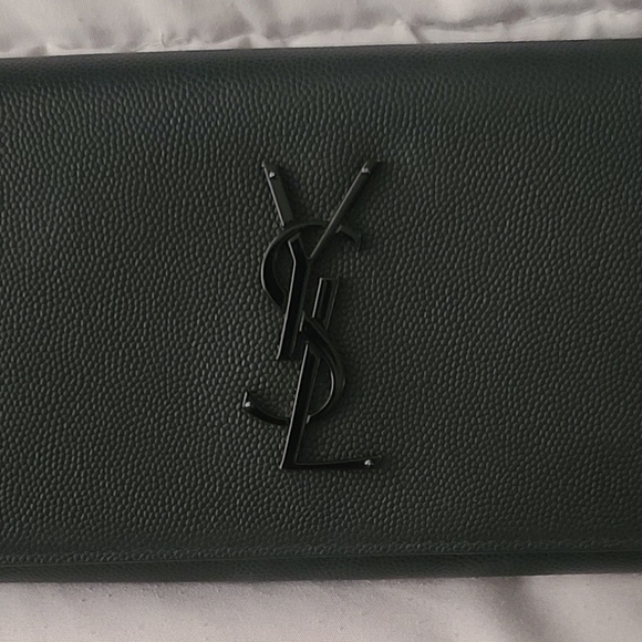 Authentic YSL black leather long wallet - Picture 11 of 15